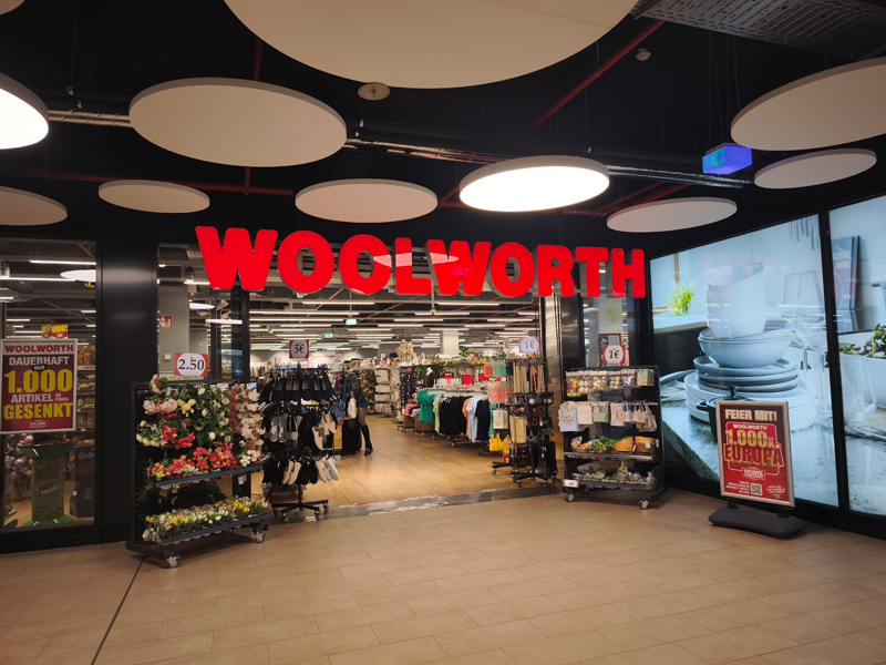 Woolworth – Shop in der Rathaus Galerie Essen